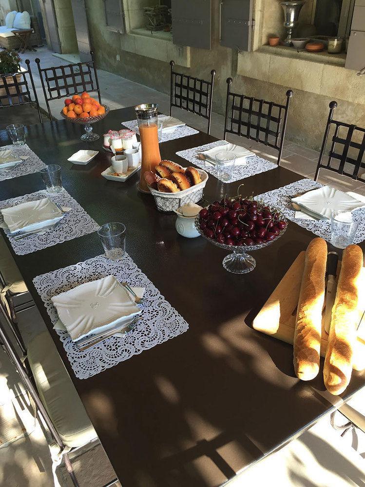 Mas Des Limites Bed & Breakfast Rognonas Exterior photo