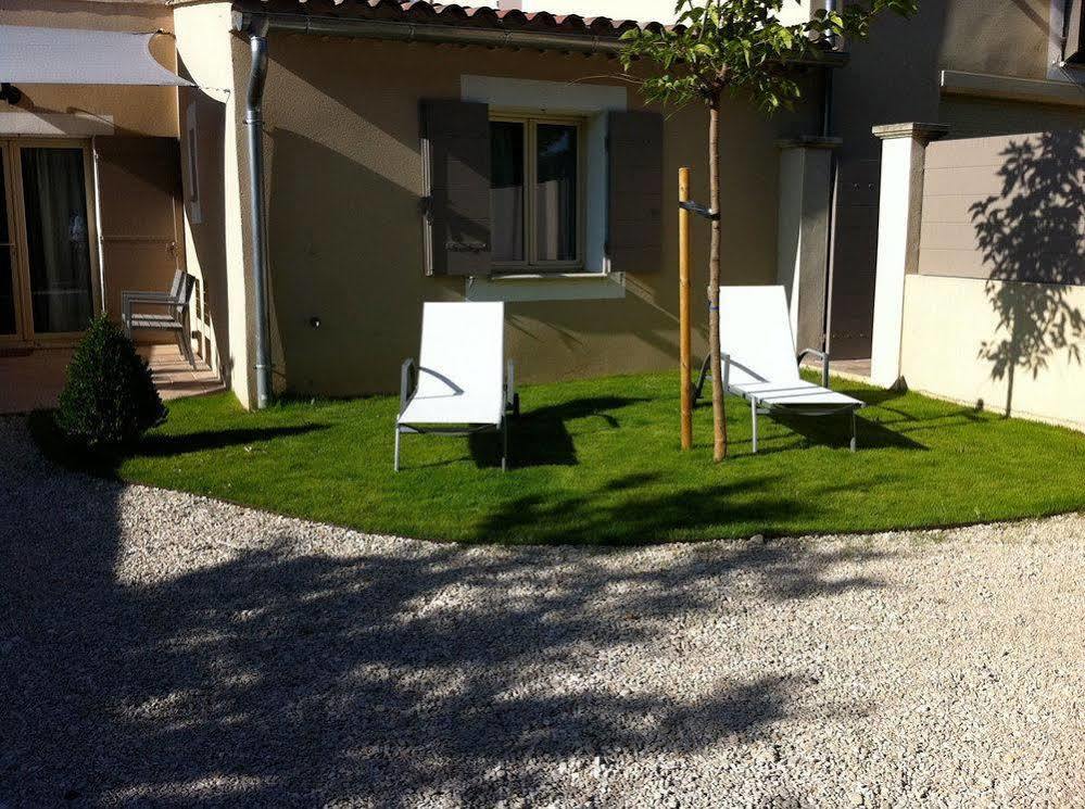 Mas Des Limites Bed & Breakfast Rognonas Exterior photo